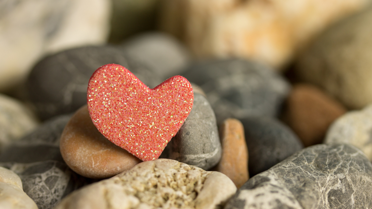 Welchen Effekt hat Liebe und Liebeskummer auf unser Herz?